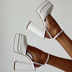 ALTO PLATFORM HEELS MATTE WHITE